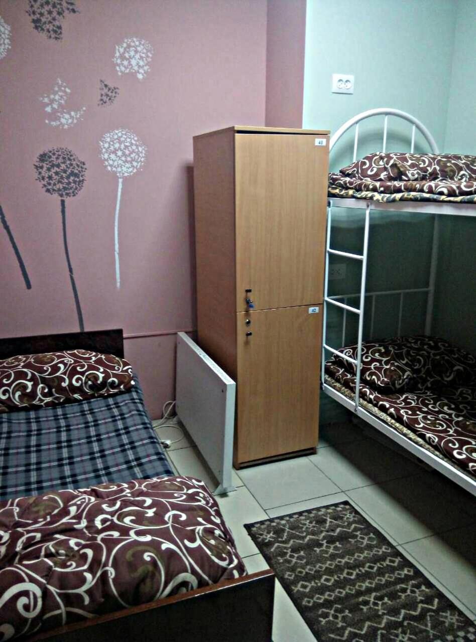 Hop Home Hostel Kharkiv Extérieur photo